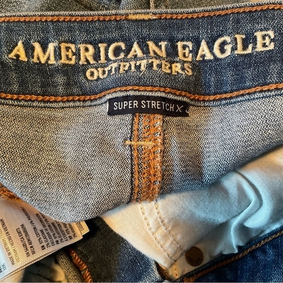 American Eagle Denim Mini Jean Skirt Size 2 - Picture 4 of 7